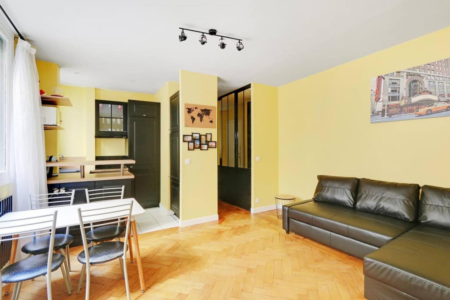Bright Getaway Near Montparnasse Séjour chez l'habitant Paris